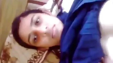 একটি নতুন বাংলা চুদাচুদি ভিডিও অশ্লীল অভিবাসী একটি বড় শিশ্ন সঙ্গে একটি অস্বস্তিকর দুশ্চরিত্রা fucked