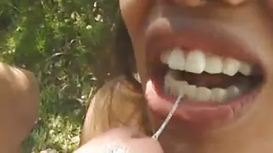 এশিয়ান নারী