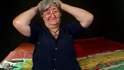 সেক্সি MILF একটি অতৃপ্ত কালো বাংলাচুদাচুদি এটেল পুরুষের বাঁড়া গিলেছে