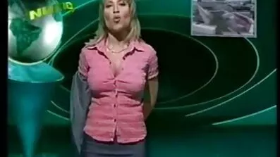 Busty MILF পেশাদার গভীর বাংলাচুদাচুদি এক্স blowjob দেয়
