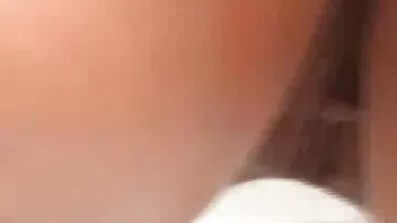 প্রাতঃরাশের পরিবর্তে, ভিডিও বাংলা চুদাচুদি একটি ছানা একটি ব্লোজব দেয় এবং যৌনসঙ্গম করে।